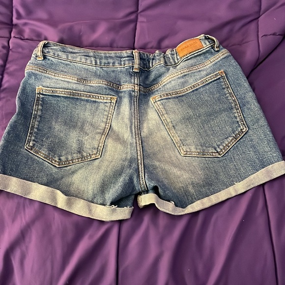 Zara kids Jean shorts - Picture 2 of 3